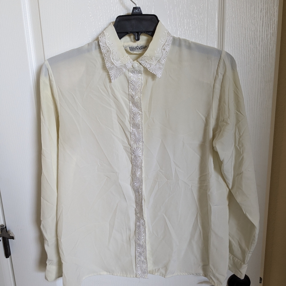 Vintage Laced Collar Button Up